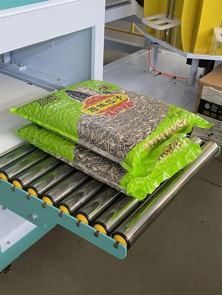 sunflower seeds flat-shape vacuum packing machine