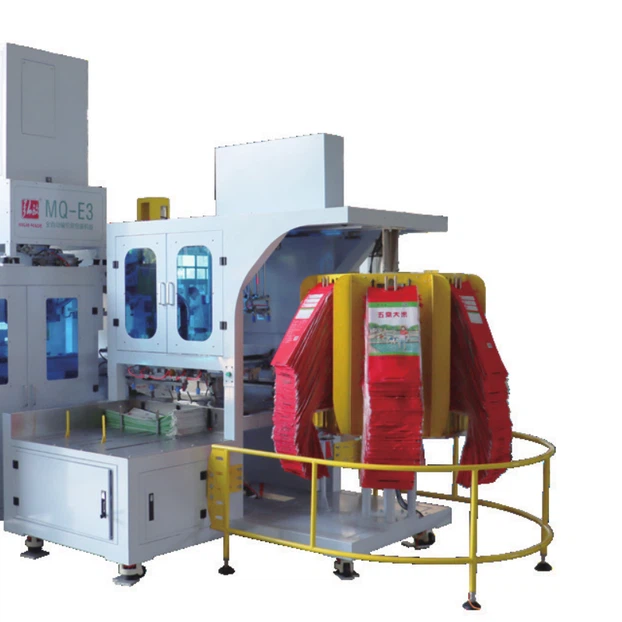 Automatic PP woven bag packaging machine for pet food animal feed Automatic PP woven bag packaging machine for pet food animal feed